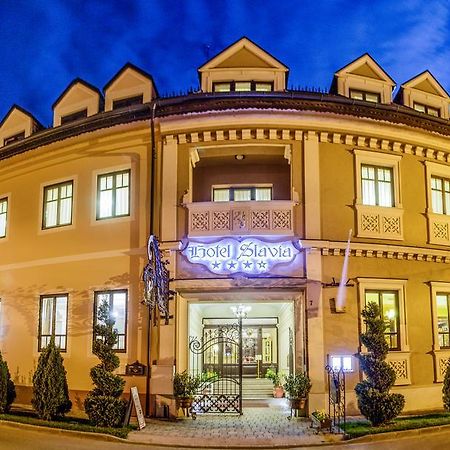 Hotel Slavia Salonta Buitenkant foto